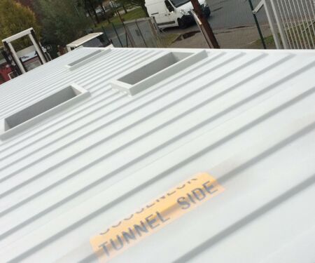 30 Fuß High Cube Seecontainer Dach