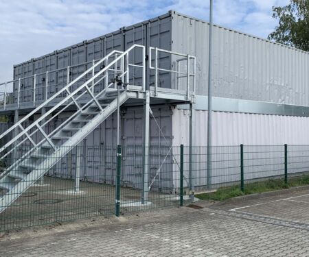 Reifencontaineranlage