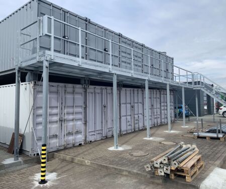 Reifencontaineranlage