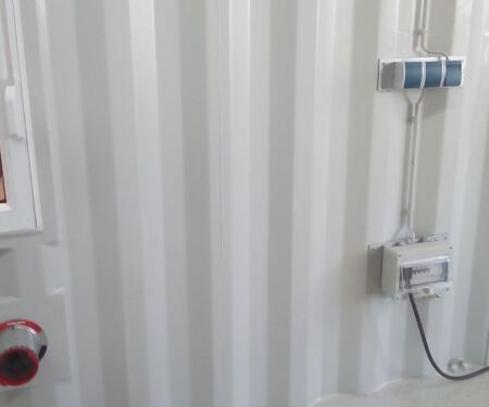 Versuchs- oder Laborcontainer