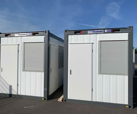 Kassencontainer Eingangsbereich